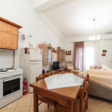 Porto Ofrynio Central Deluxe Golden Apartment Офринио Экстерьер фото