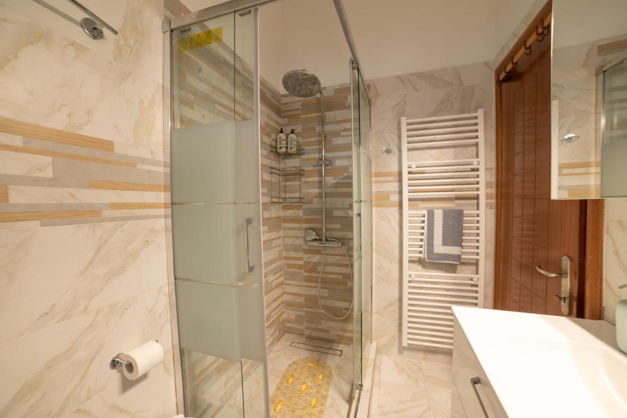 Porto Ofrynio Central Deluxe Golden Apartment Офринио Экстерьер фото