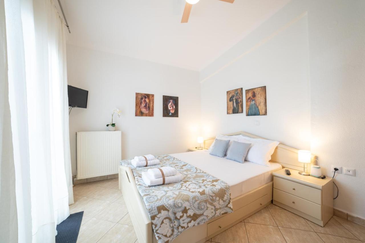Porto Ofrynio Central Deluxe Golden Apartment Офринио Экстерьер фото